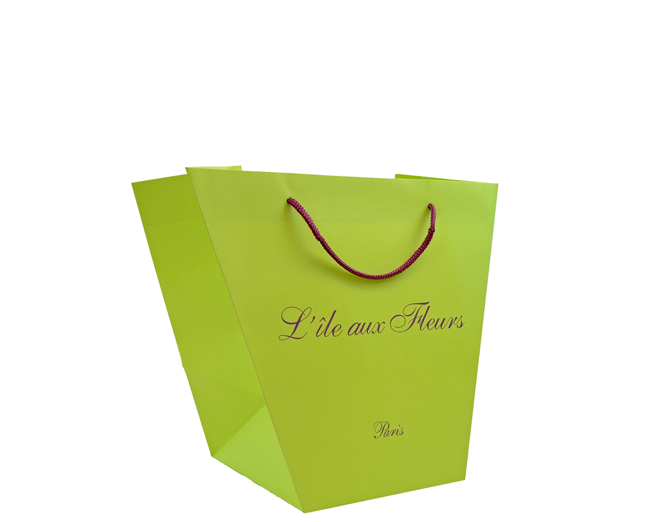 Création par Packaging Paris de ce Sac Trapèze Personnalisé, idéal pour présenter un joli Bouquet. L'emballage est pelliculé Mat & dispose de Poignées courtes.